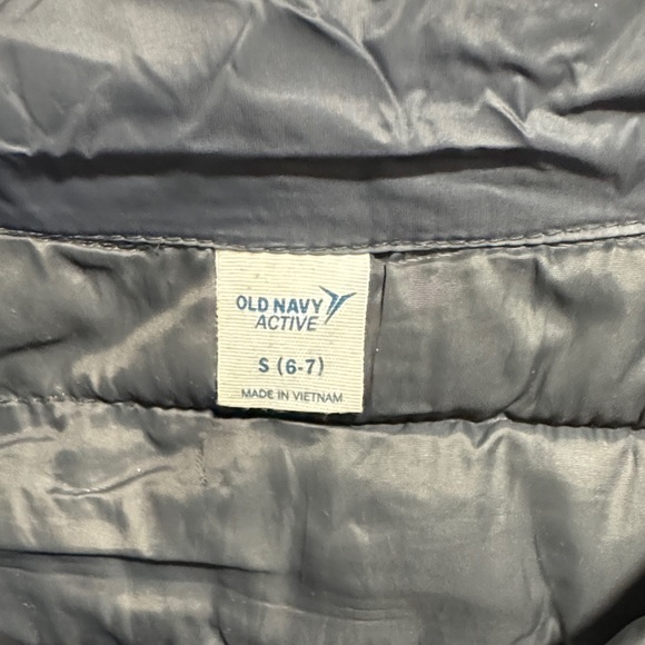 Old Navy Kid’s Dark Gray Puffer Jacket. M1 - Picture 2 of 3